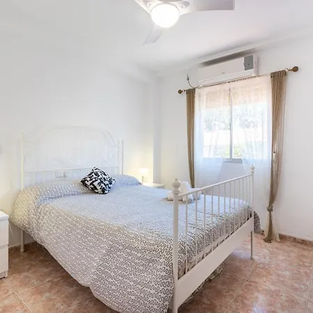 La Carihuela Apartment *